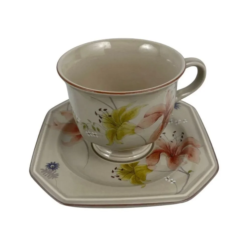 Mikasa Continental Janette Footed Cups and Saucers Lot of 4 Vintage Multi-Floral